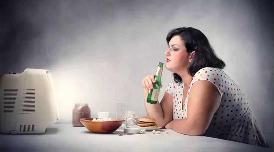 身體缺硒，這3個(gè)癥狀很明顯，你注意到了嗎