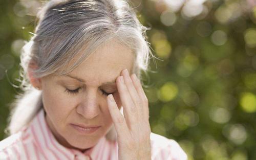 長白發(fā)是缺什么維生素？