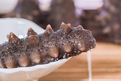 夏季天熱，海參溫補(bǔ)不能少